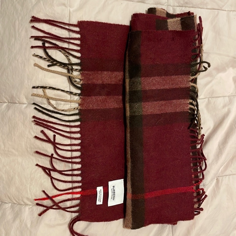 Beautiful maroon and tan plaid Burberry scarf.
